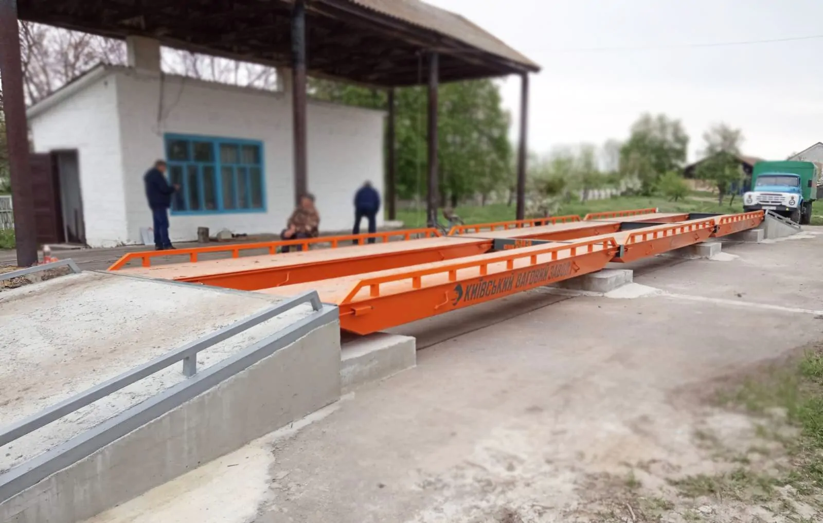 ТОВ «Світоч»<br/>Вінницька обл., Бершадський р-н, смт. Китайгород <br/><a href="http://kvz.in.ua/ua/avtomobilnye-vesy/" class="link-name"> ГЕРМЕС ВТА-18м-80т (КМ) </a>